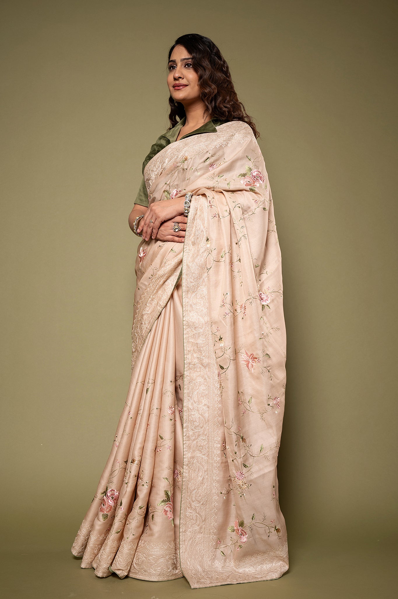 Cream Tashar silk resham jaal handwork saree