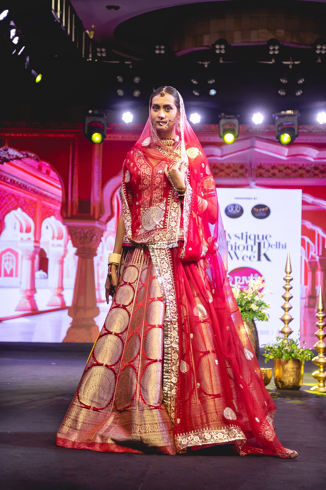 Red Banarsi Zari Handwoven Saree With Pure Odhana (Unstitched)