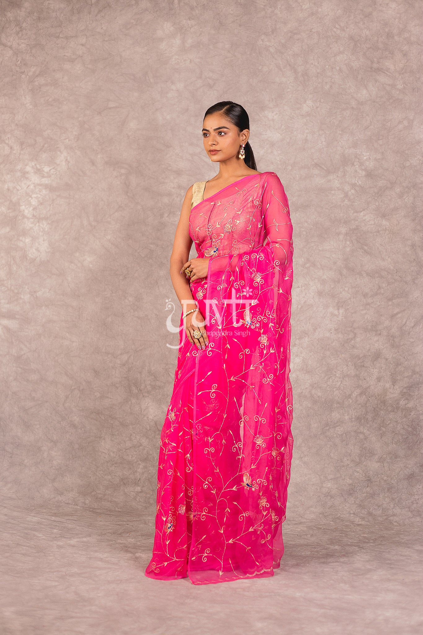 Pink Viscose Chiffon Aari Jaal Work Saree