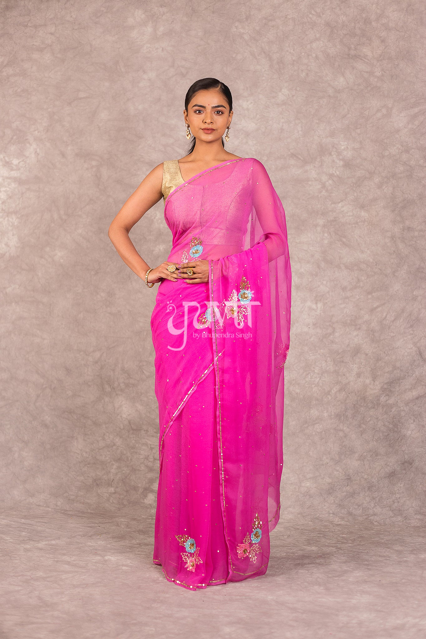 Pink Viscose Chiffon Aari Sequins Booti Work Saree