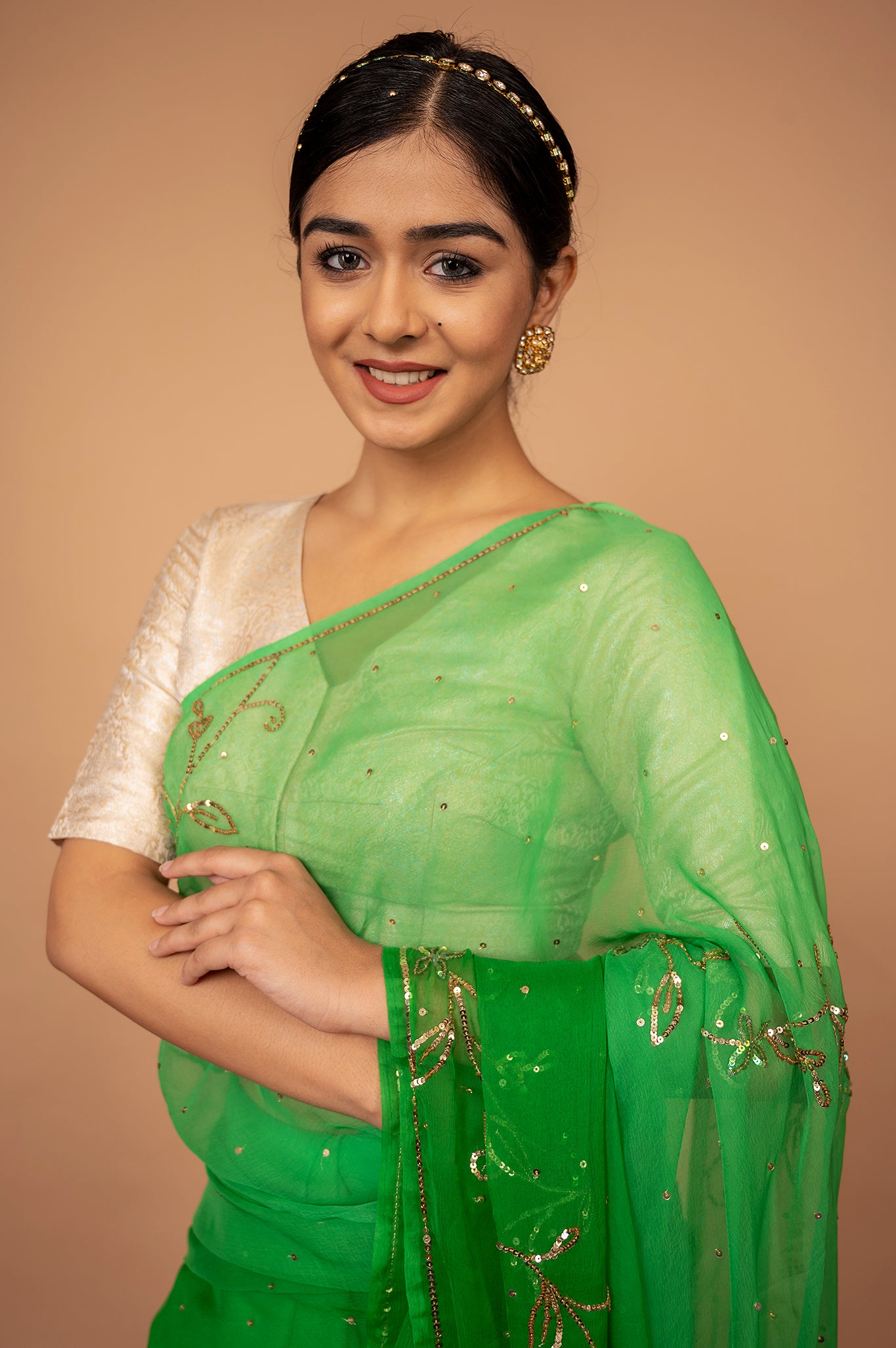 Viscose Chiffo Aari Taari Siquin Work Saree