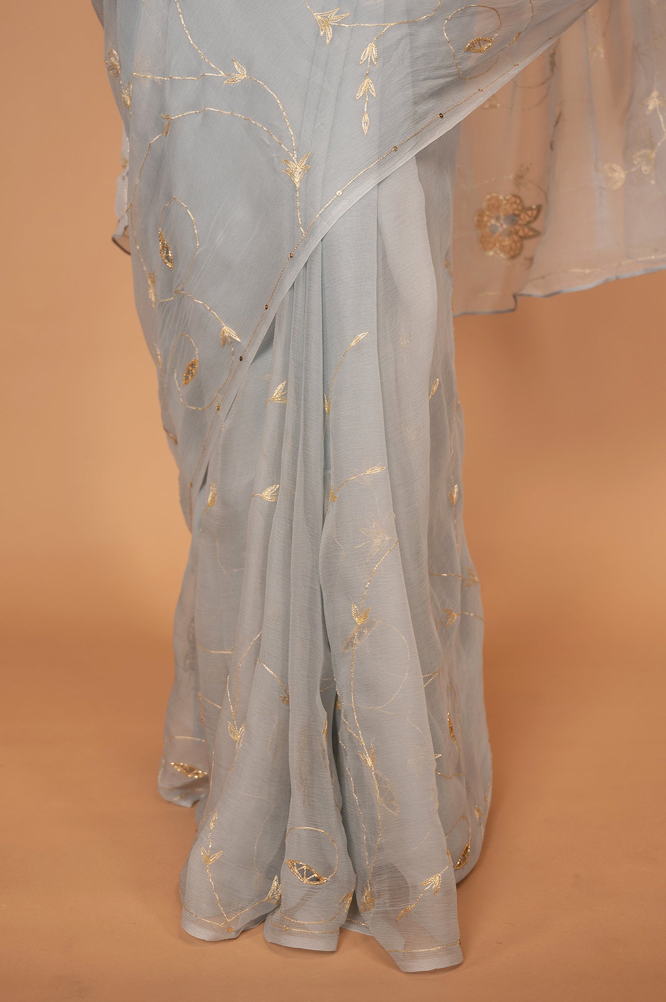 Viscose Chiffon Aari Cutt Work Saree